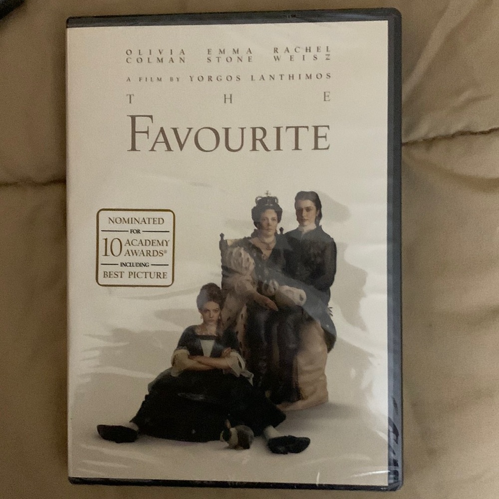 NWT DVD of THE FAVOURITE Rated R w Special Features